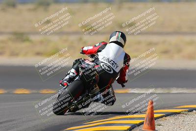 media/Oct-08-2022-SoCal Trackdays (Sat) [[1fc3beec89]]/Turn 11 Backside (1145am)/